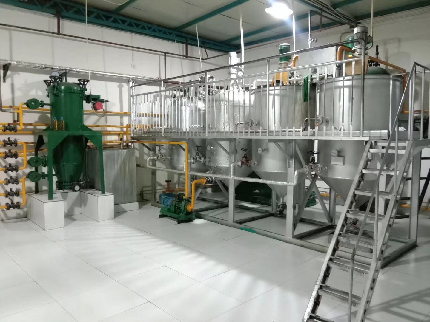 Refining equipment