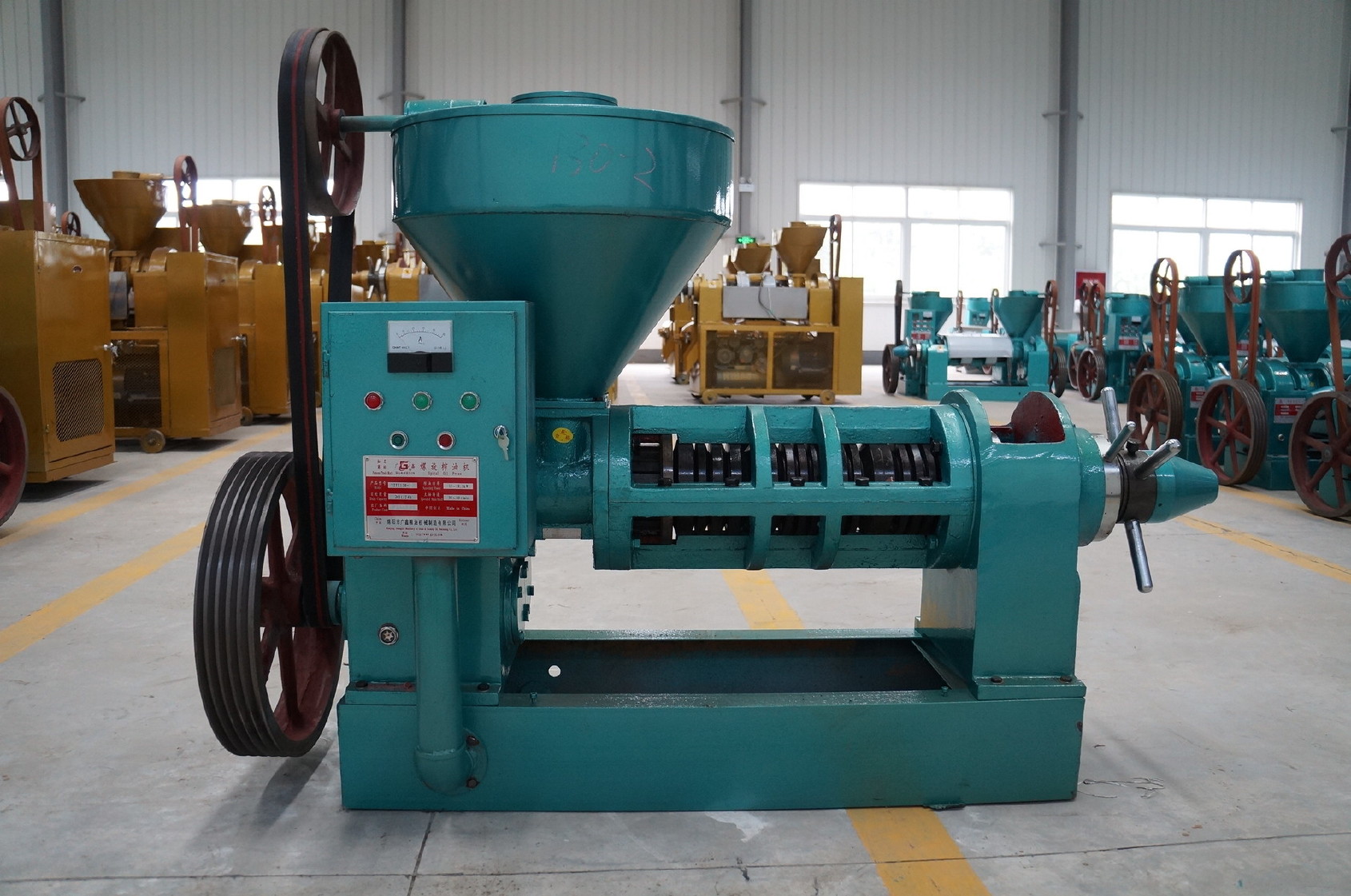 The pressing method produces sunflower oil