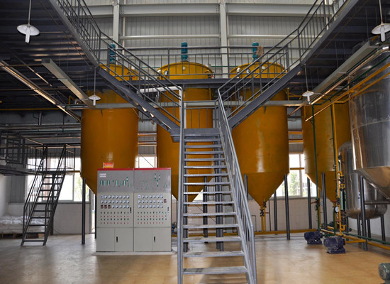 Refined peanut oil production process